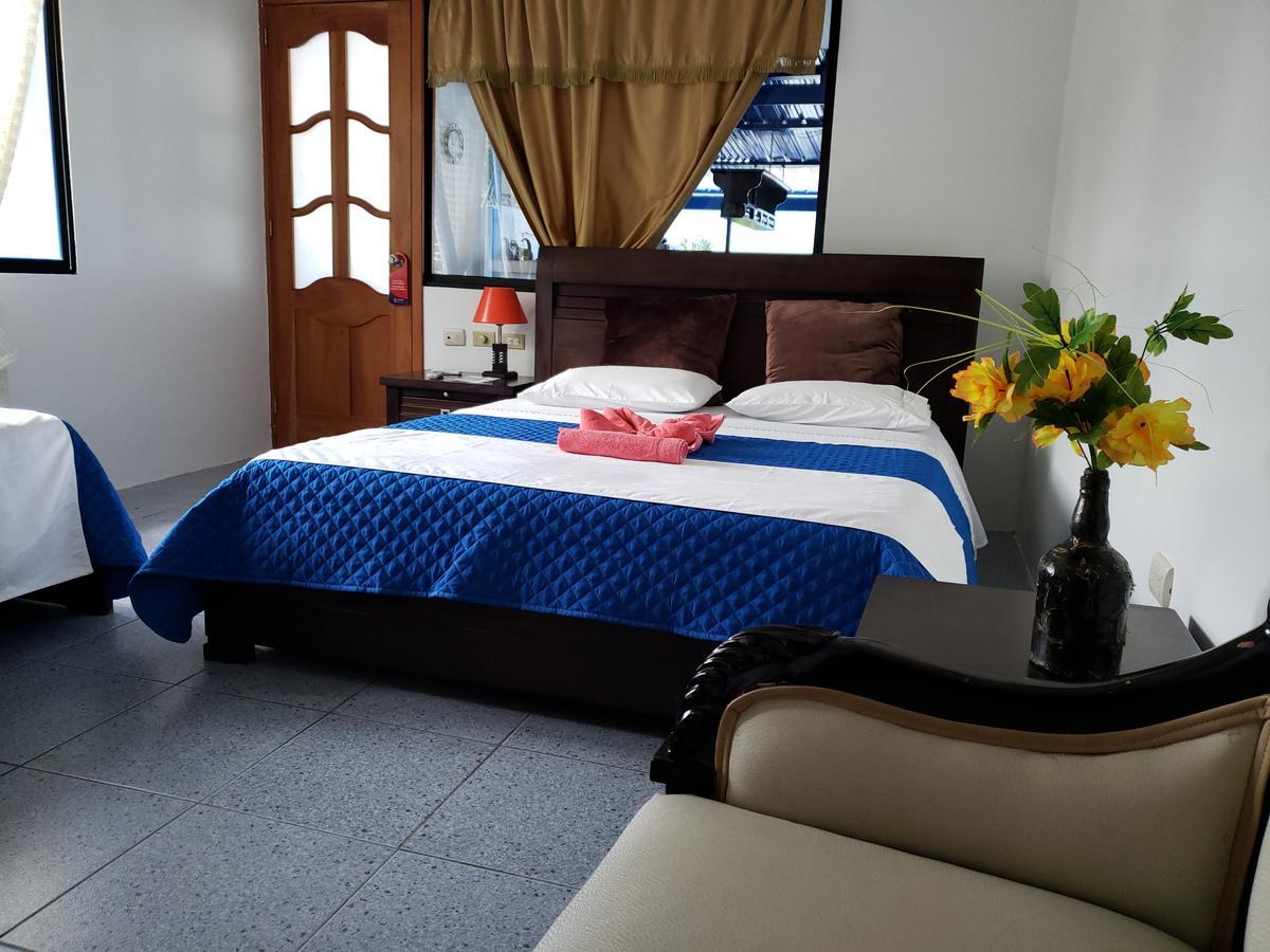 Hostal Cormorant Flightless Puerto Ayora (Galapagos Islands) Zewnętrze zdjęcie