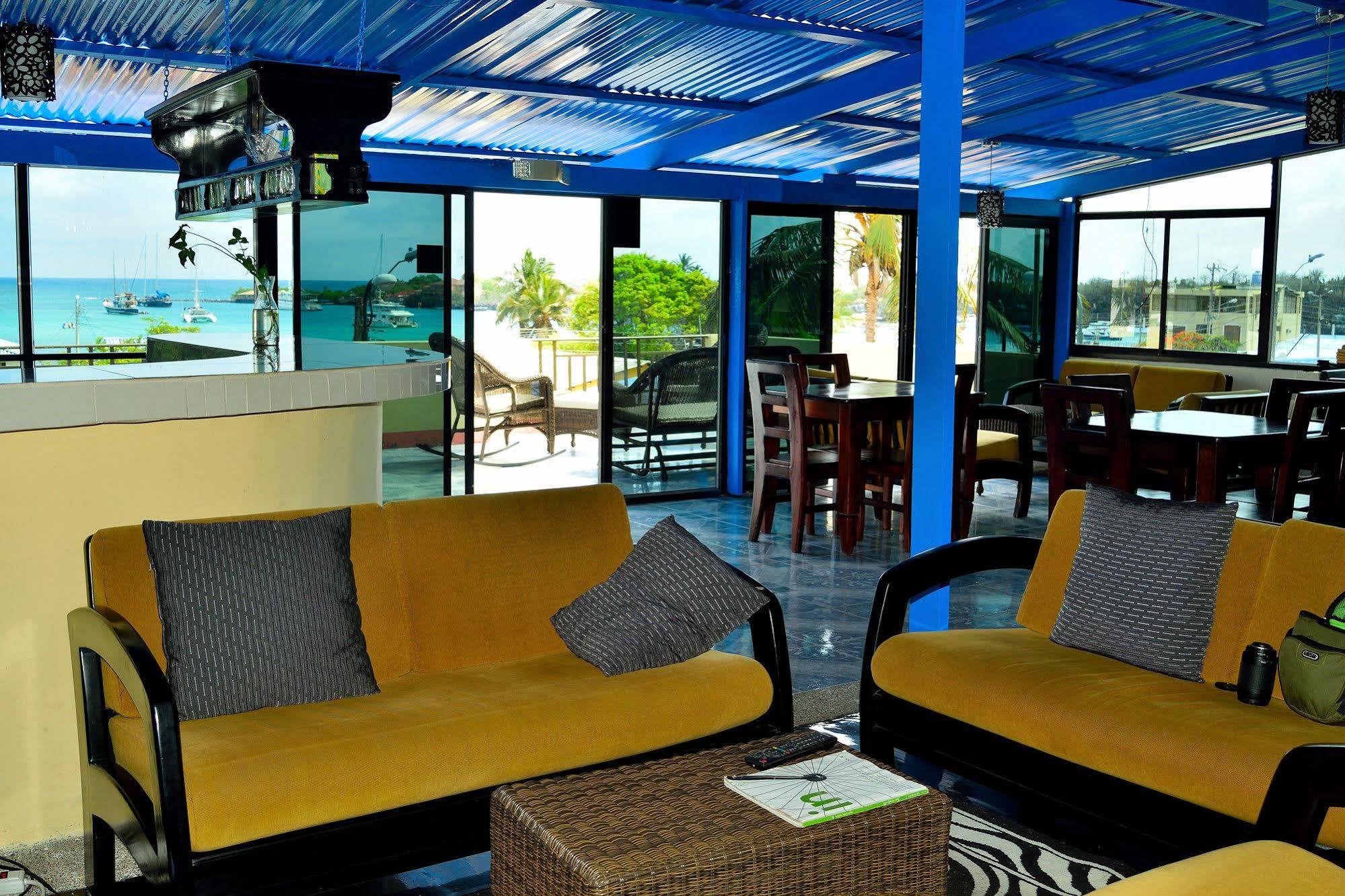 Hostal Cormorant Flightless Puerto Ayora (Galapagos Islands) Zewnętrze zdjęcie